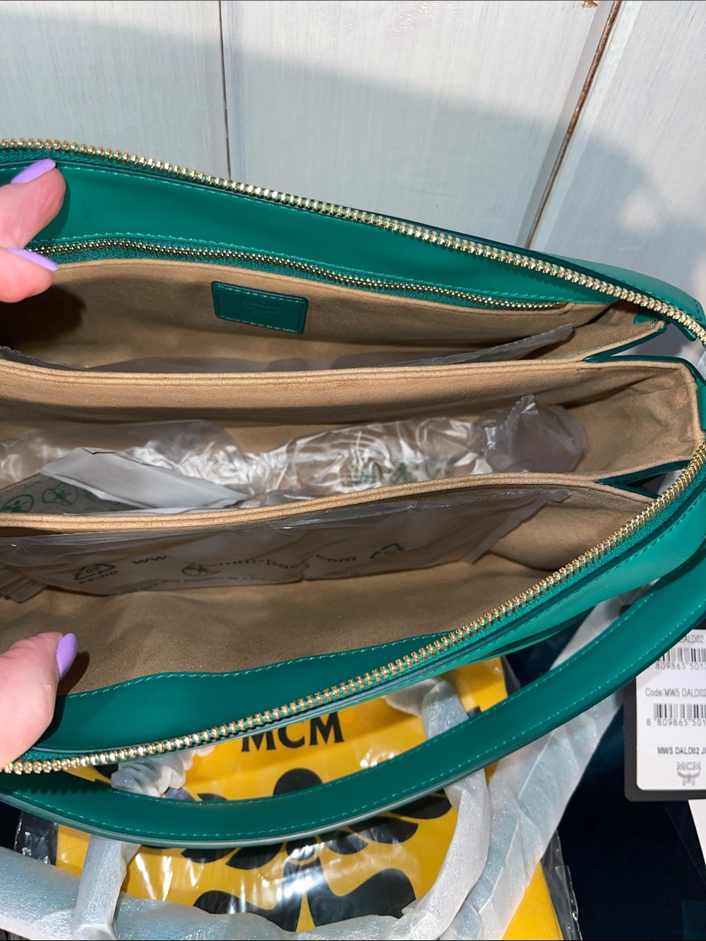 MCM Mode Travia Shoulder Bag Spanish Calf Leather in Bosohorus Green NWT - Picture 10 of 16